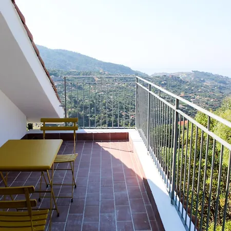 Raggio Di Sole ファームステイ Vallebona